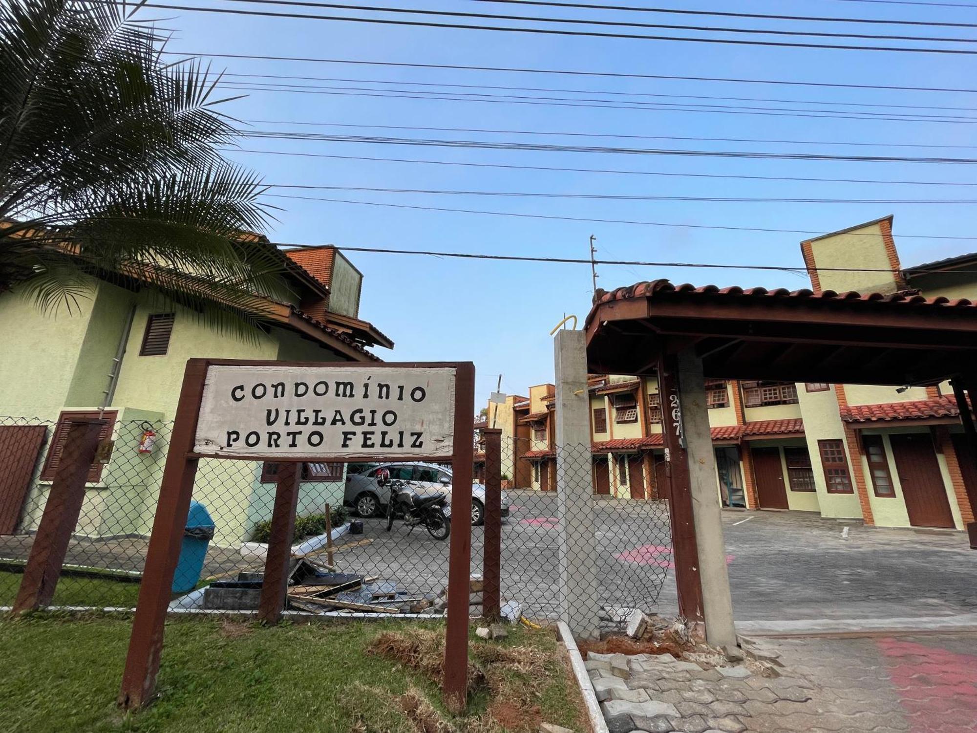 Pe Na Areia Na Praia Das Toninhas - Villagio 24 Porto Feliz Ubatuba Exterior photo