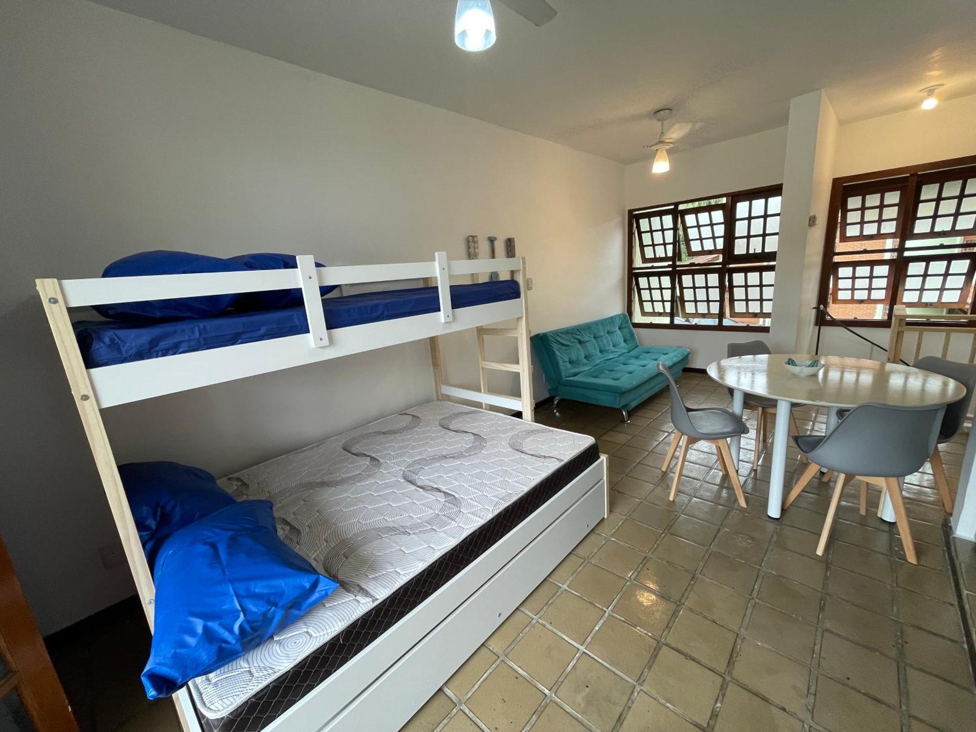 Pe Na Areia Na Praia Das Toninhas - Villagio 24 Porto Feliz Ubatuba Exterior photo